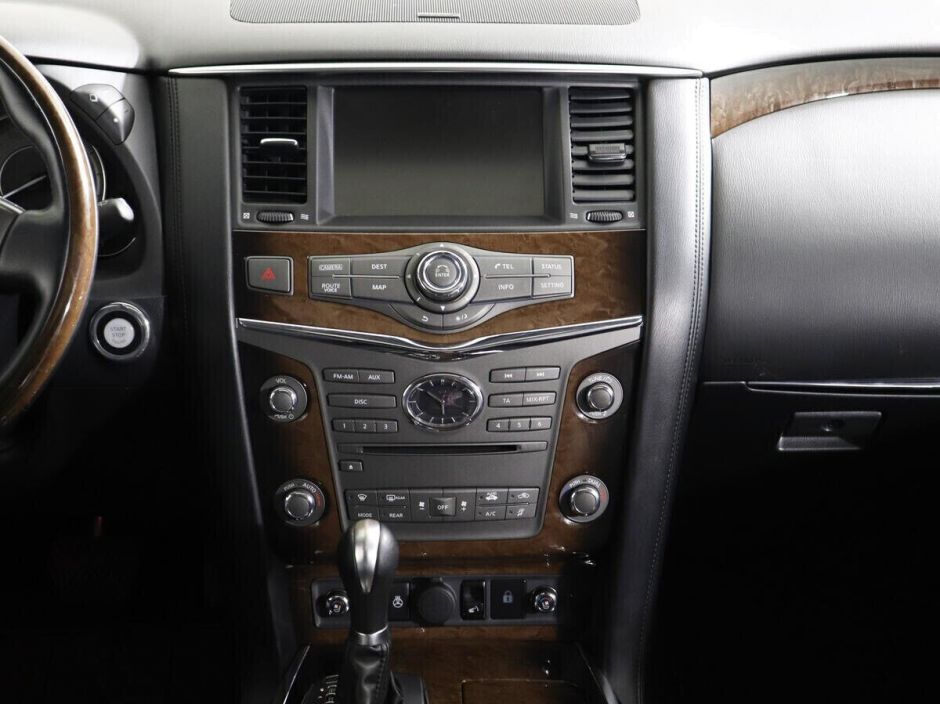 Infiniti QX56 5.6 АКПП, 2013, 124 000 км фото 12