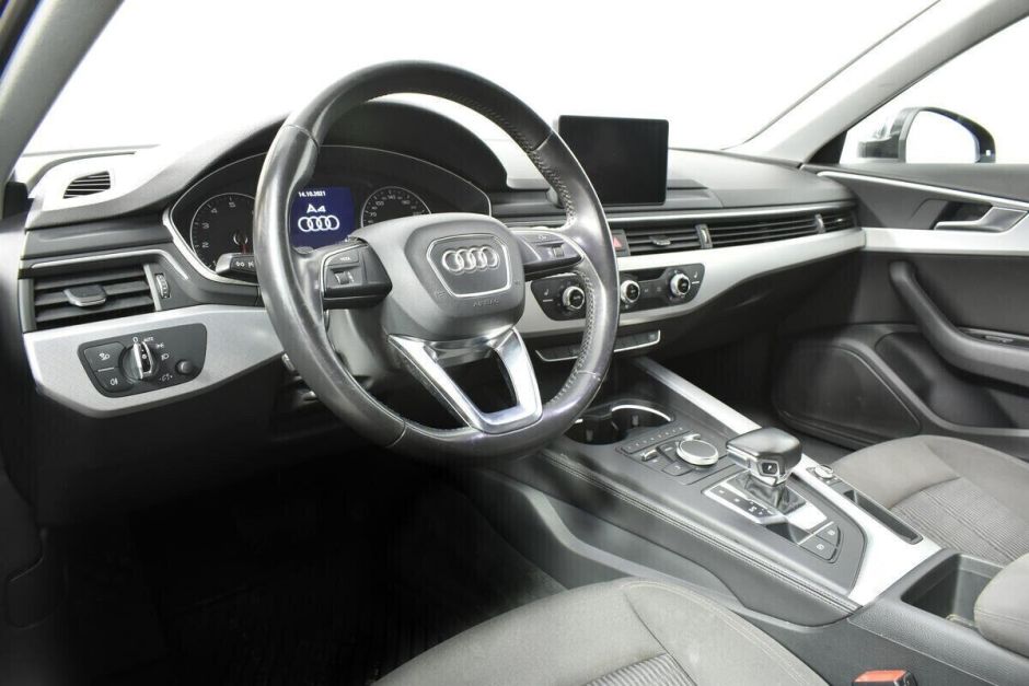 Audi A4 2.0 РКПП, 2016, 85 000 км фото 9