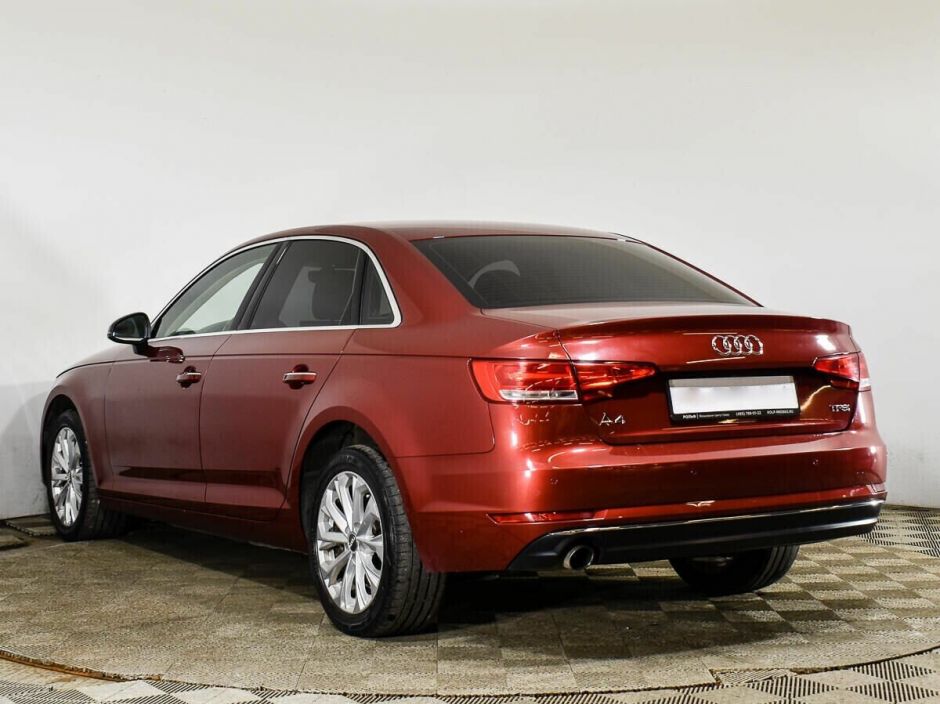 Audi A4 2.0 РКПП, 2016, 90 000 км фото 6