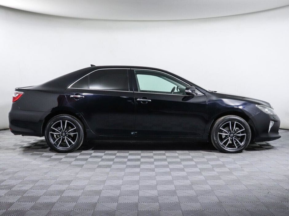 Toyota Camry 2.5 АКПП, 2018, 71 000 км фото 8