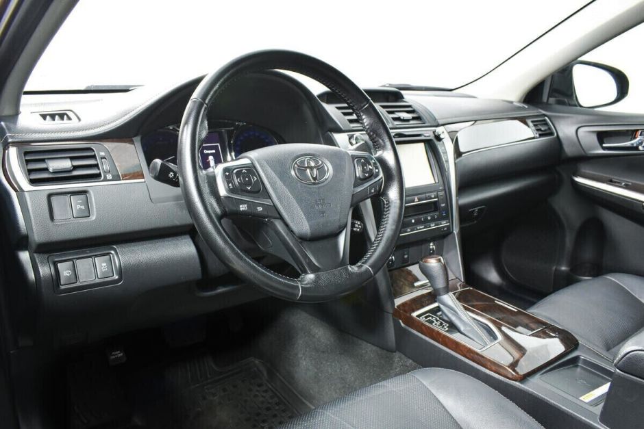 Toyota Camry 2.5 АКПП, 2017, 81 000 км фото 9
