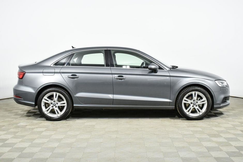 Audi A3 1.5 РКПП, 2018, 64 000 км фото 8