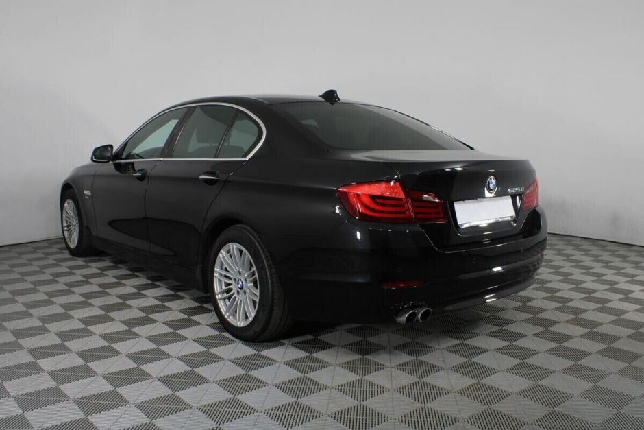 BMW 5 серии 2.0 АКПП, 2012, 131 000 км фото 4