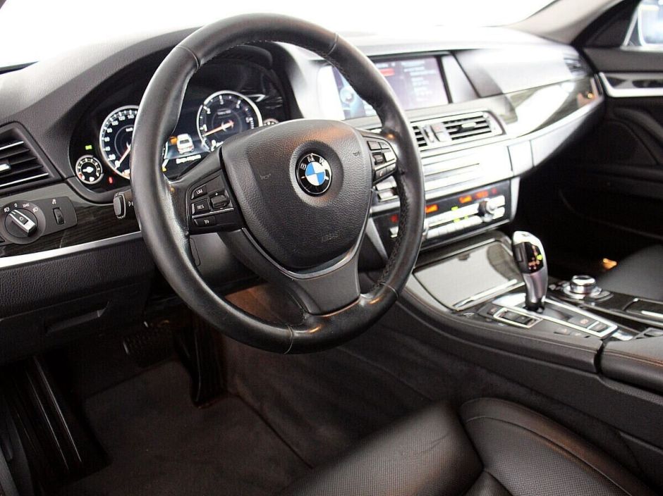 BMW 5 серии 3.0 АКПП, 2013, 125 000 км фото 5