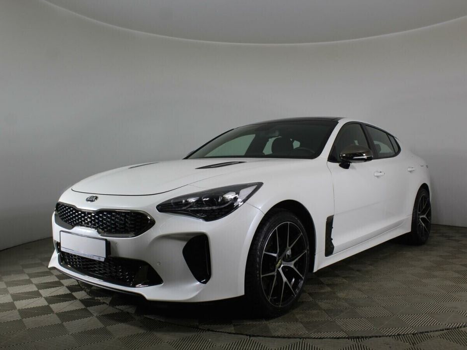 Kia Stinger 2.0 АКПП, 2018, 64 000 км фото 1