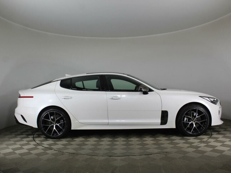 Kia Stinger 2.0 АКПП, 2018, 64 000 км фото 8