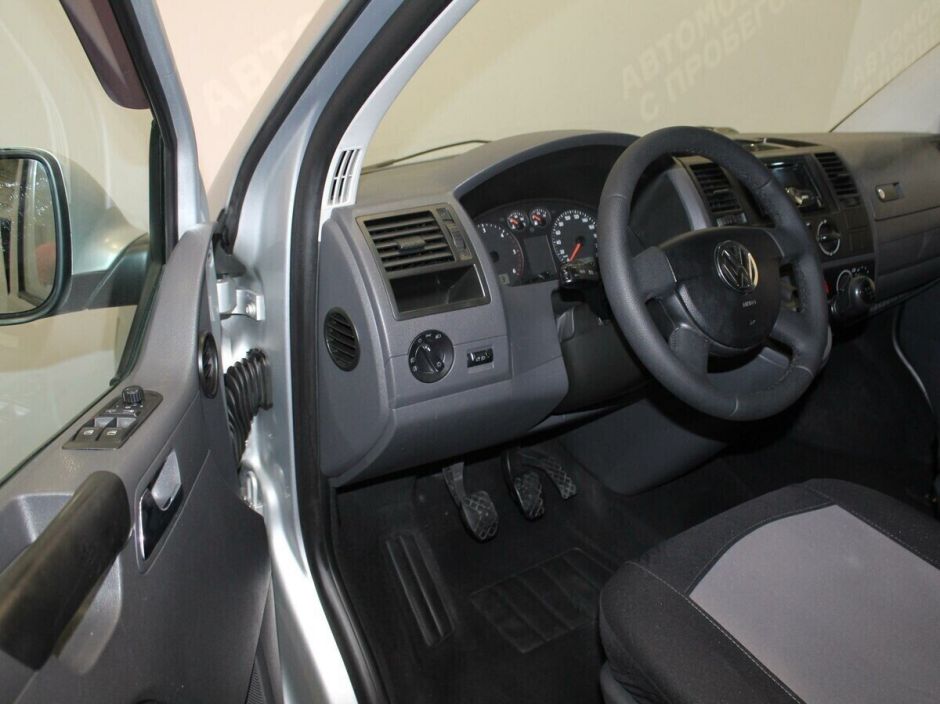 Volkswagen Multivan 2.5 МКПП, 2007, 200 000 км фото 9