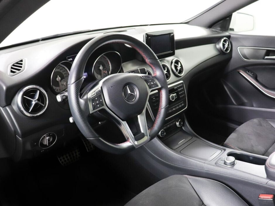Mercedes-Benz CLA 2.0 РКПП, 2014, 116 000 км фото 5