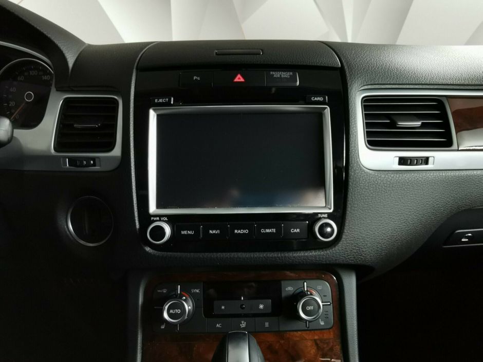 Volkswagen Touareg 3.0 АКПП, 2012, 136 000 км фото 8