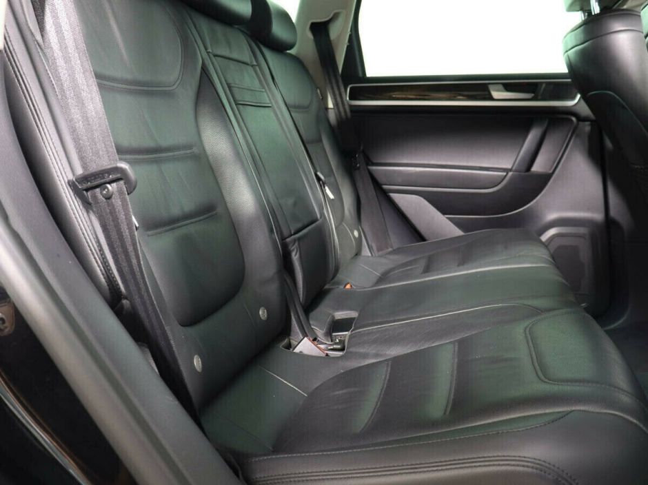 Volkswagen Touareg 3.6 АКПП, 2012, 140 000 км фото 9
