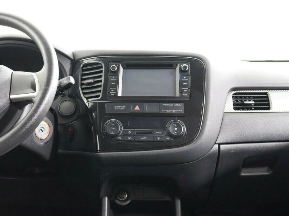 Mitsubishi Outlander 2.0 CVT, 2015, 98 000 км фото 8