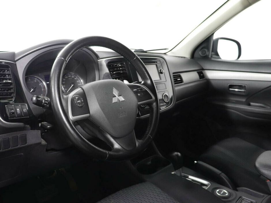 Mitsubishi Outlander 2.0 CVT, 2015, 97 000 км фото 7