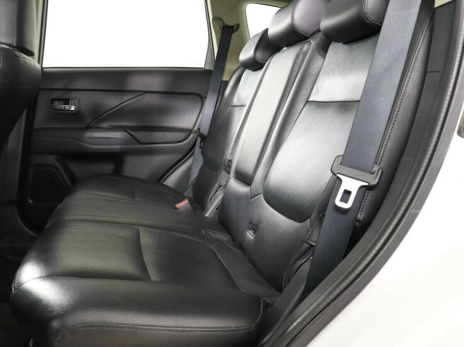 Mitsubishi Outlander 2.4 CVT, 2014, 114 000 км фото 6