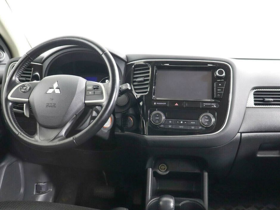 Mitsubishi Outlander 2.4 CVT, 2014, 114 000 км фото 9
