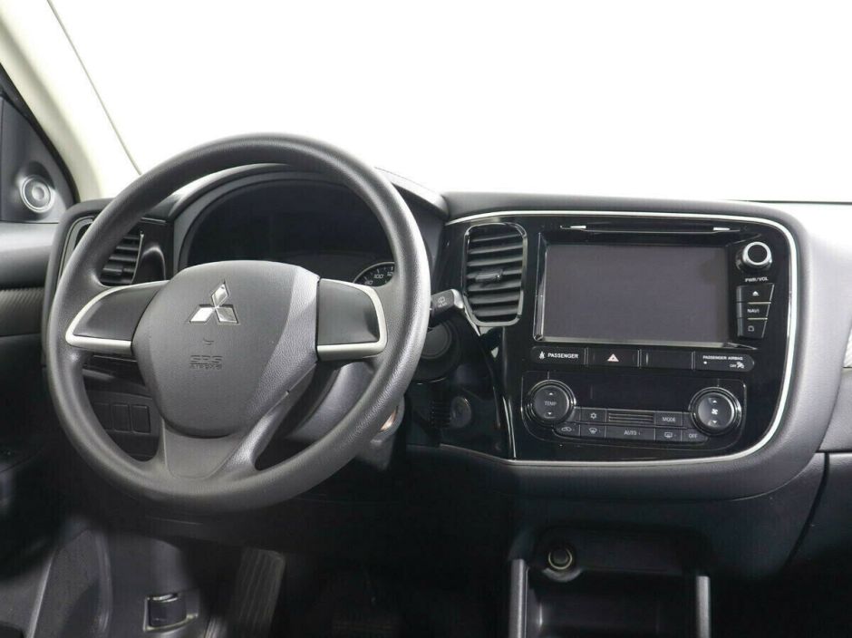 Mitsubishi Outlander 2.0 CVT, 2015, 100 000 км фото 5