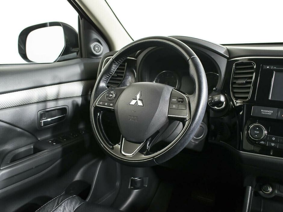Mitsubishi Outlander 2.0 CVT, 2016, 90 000 км фото 6