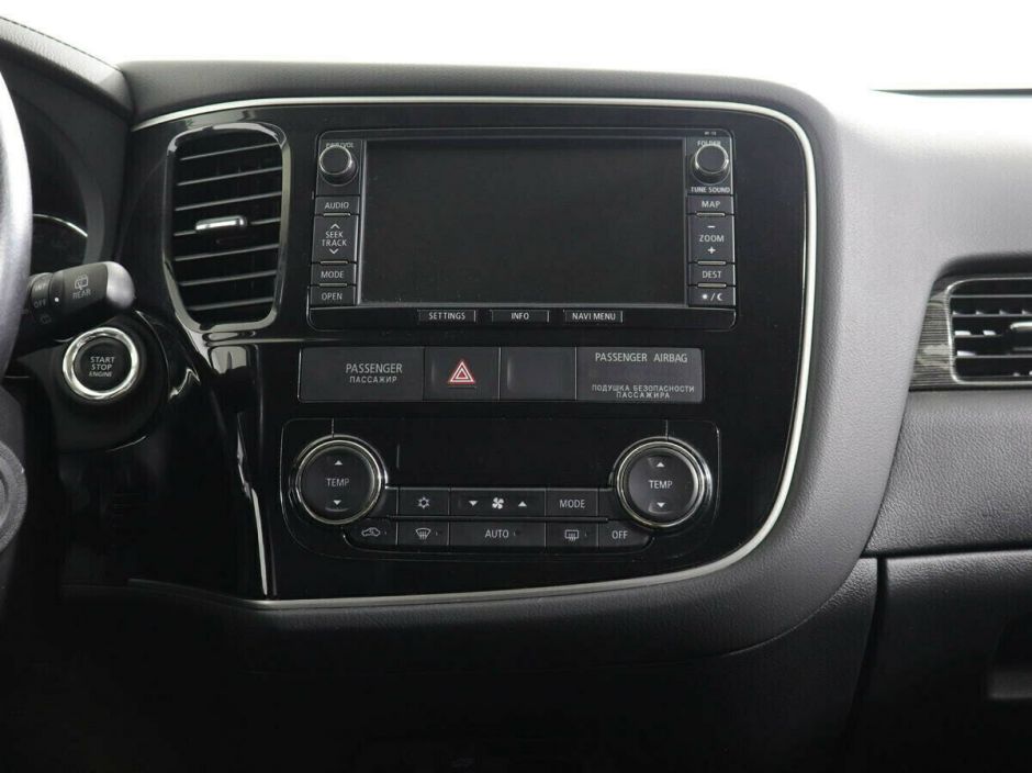 Mitsubishi Outlander 2.4 CVT, 2017, 74 000 км фото 7