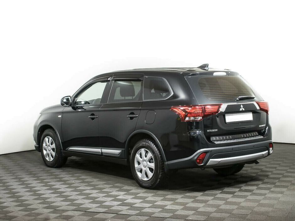Mitsubishi Outlander 2.0 CVT, 2016, 88 000 км фото 3
