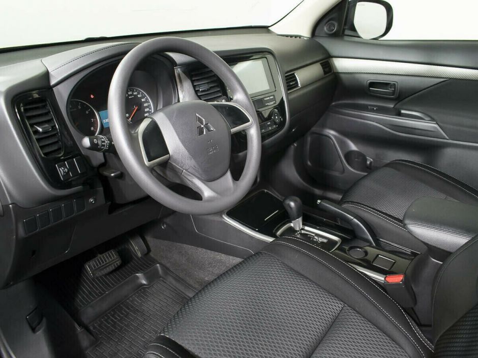 Mitsubishi Outlander 2.0 CVT, 2016, 88 000 км фото 5