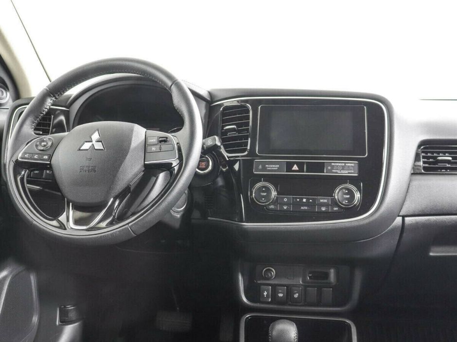 Mitsubishi Outlander 2.0 CVT, 2019, 52 000 км фото 5