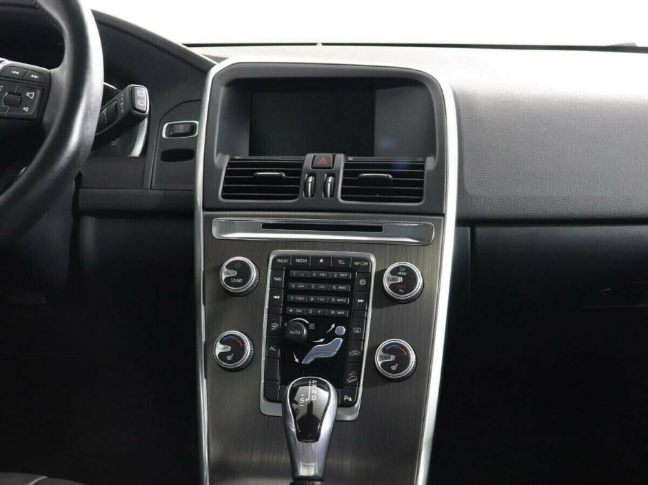 Volvo XC60 2.4 АКПП, 2017, 81 000 км фото 9