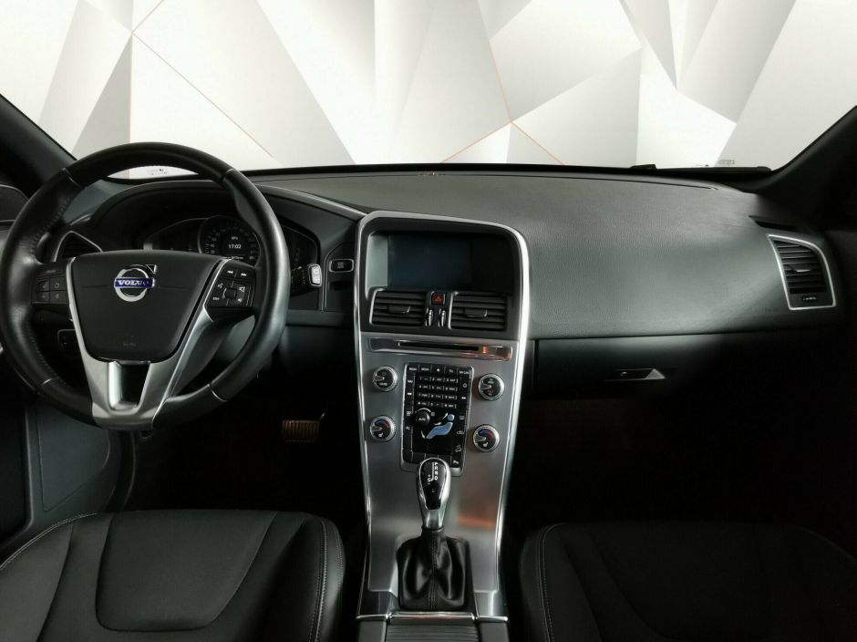 Volvo XC60 2.0 АКПП, 2016, 92 000 км фото 5