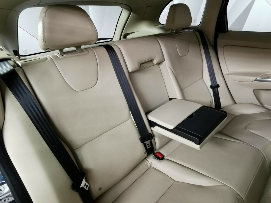 Volvo XC60 2.4 АКПП, 2017, 74 000 км фото 7