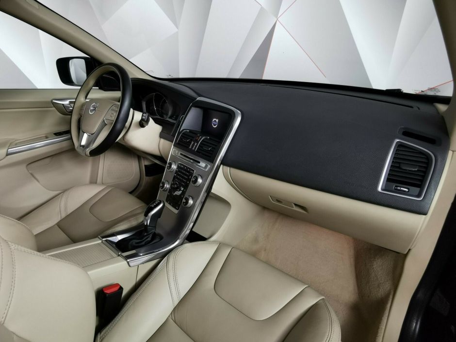 Volvo XC60 2.4 АКПП, 2017, 74 000 км фото 8