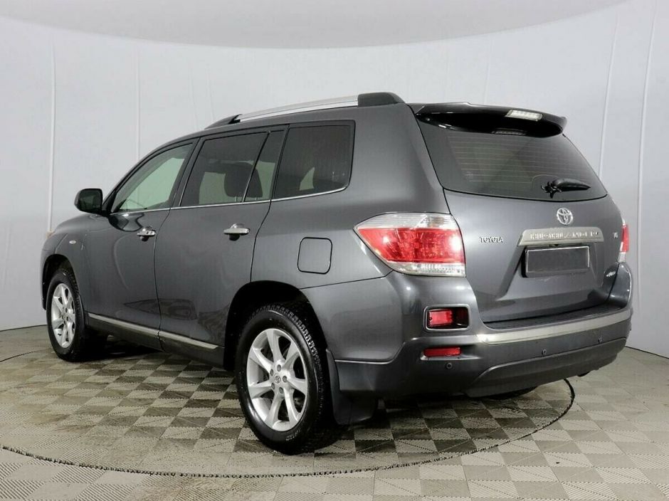 Toyota Highlander 3.5 АКПП, 2013, 121 000 км фото 3