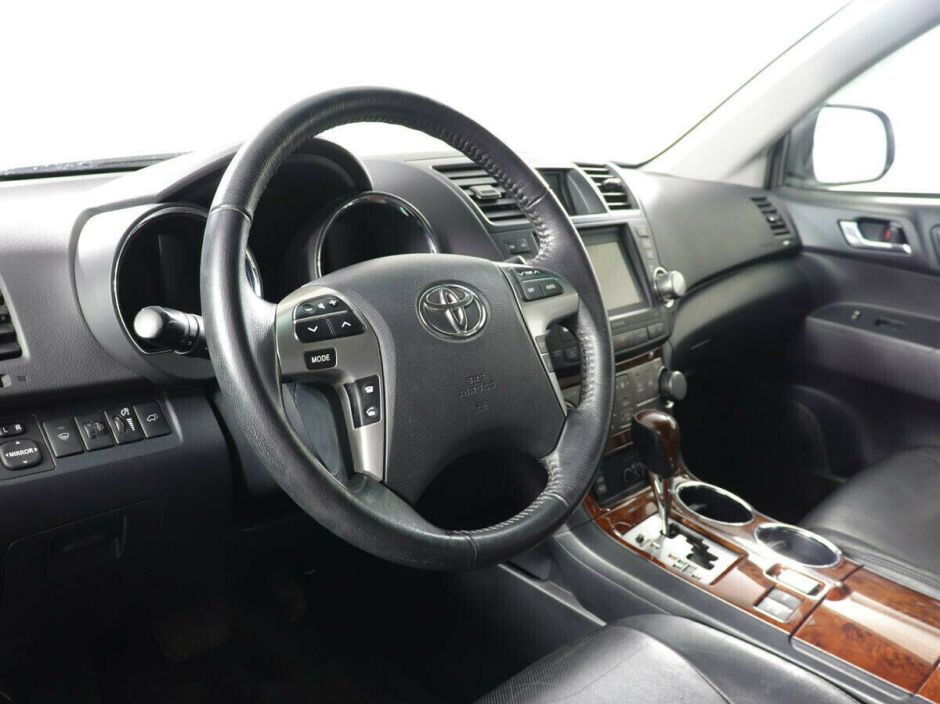 Toyota Highlander 3.5 АКПП, 2011, 148 000 км фото 8