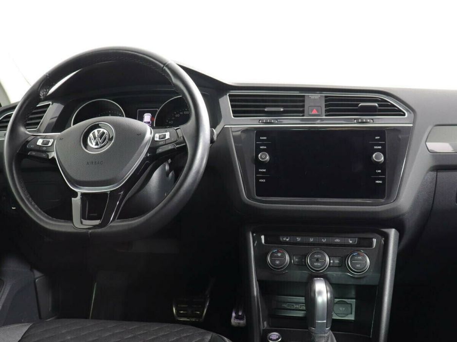 Volkswagen Tiguan 2.0 РКПП, 2018, 73 000 км фото 8