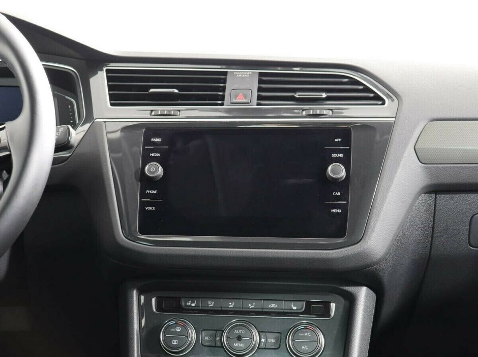 Volkswagen Tiguan 1.5 РКПП, 2018, 74 000 км фото 7
