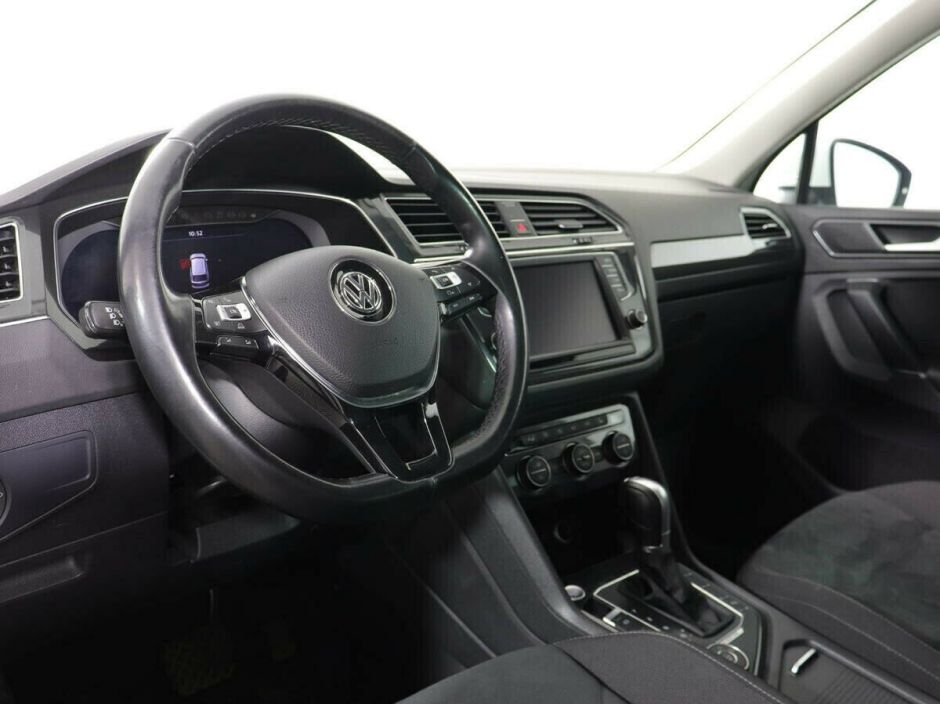 Volkswagen Tiguan 2.0 РКПП, 2018, 62 000 км фото 7