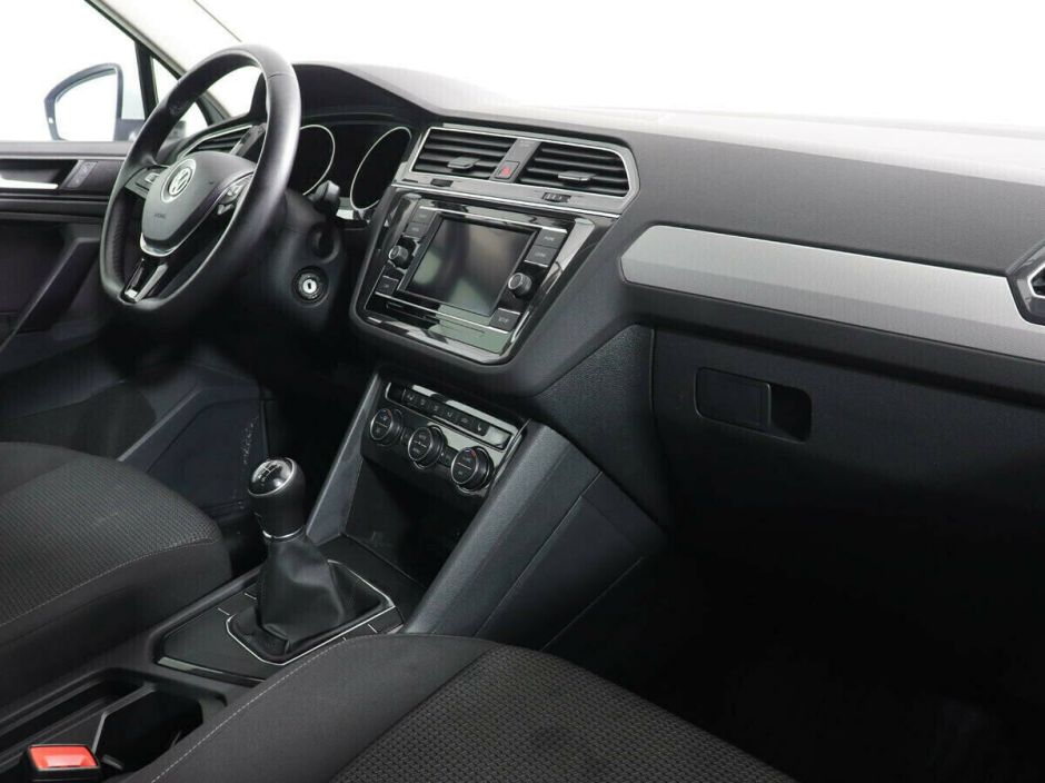 Volkswagen Tiguan 1.4 МКПП, 2017, 76 000 км фото 5