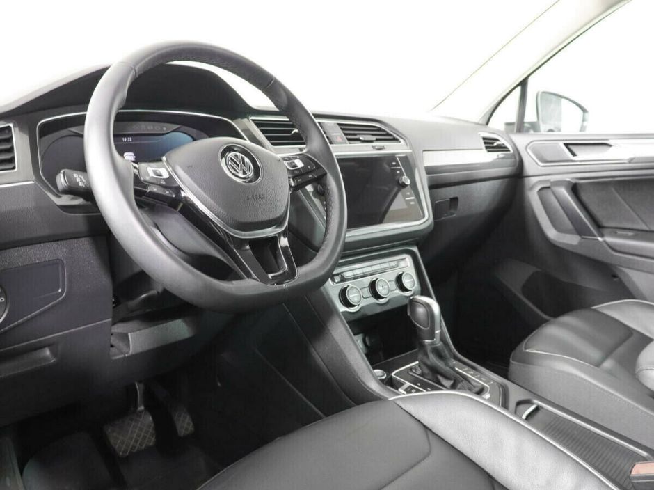 Volkswagen Tiguan 2.0 РКПП, 2017, 86 000 км фото 5