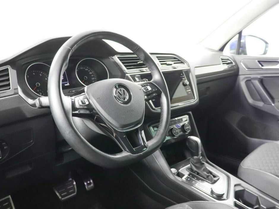 Volkswagen Tiguan 2.0 РКПП, 2018, 65 000 км фото 7