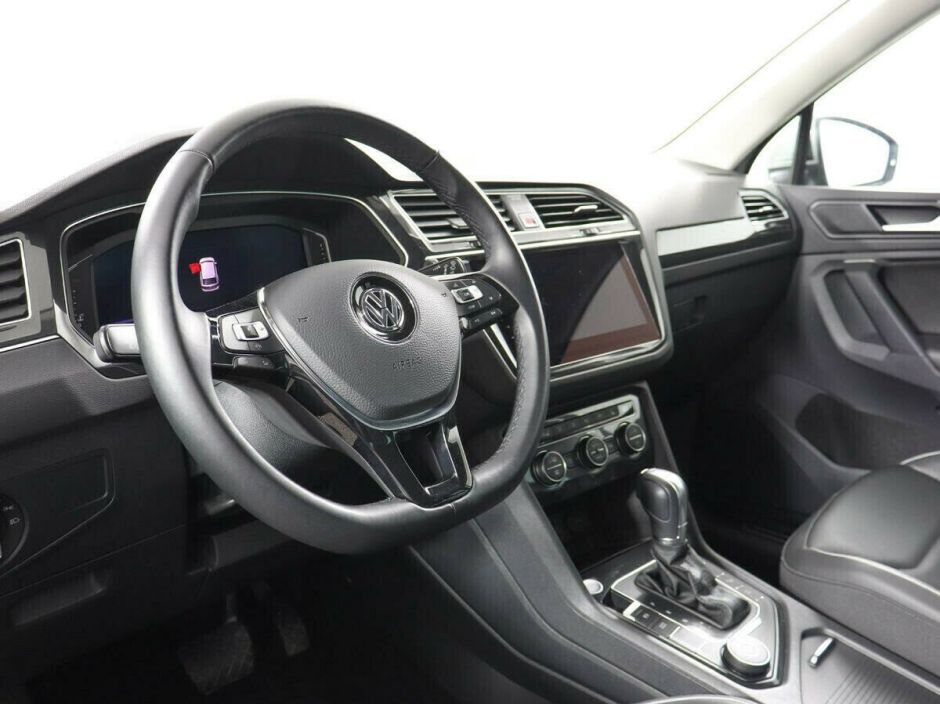 Volkswagen Tiguan 2.0 РКПП, 2018, 64 000 км фото 7