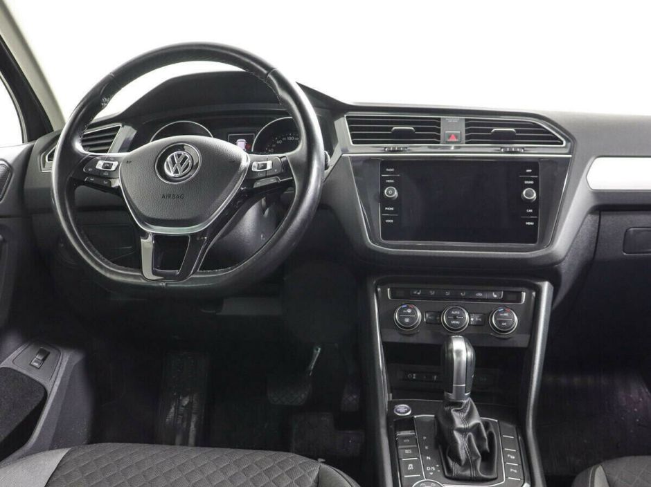 Volkswagen Tiguan 2.0 РКПП, 2018, 61 000 км фото 7