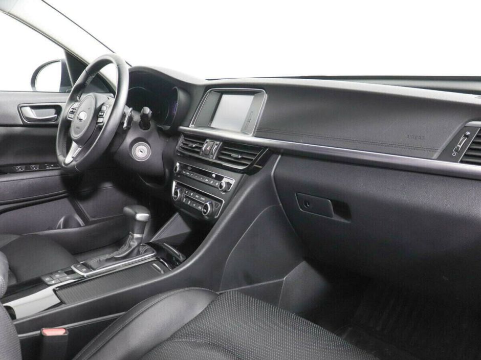 Kia Optima 2.0 АКПП, 2018, 64 000 км фото 9