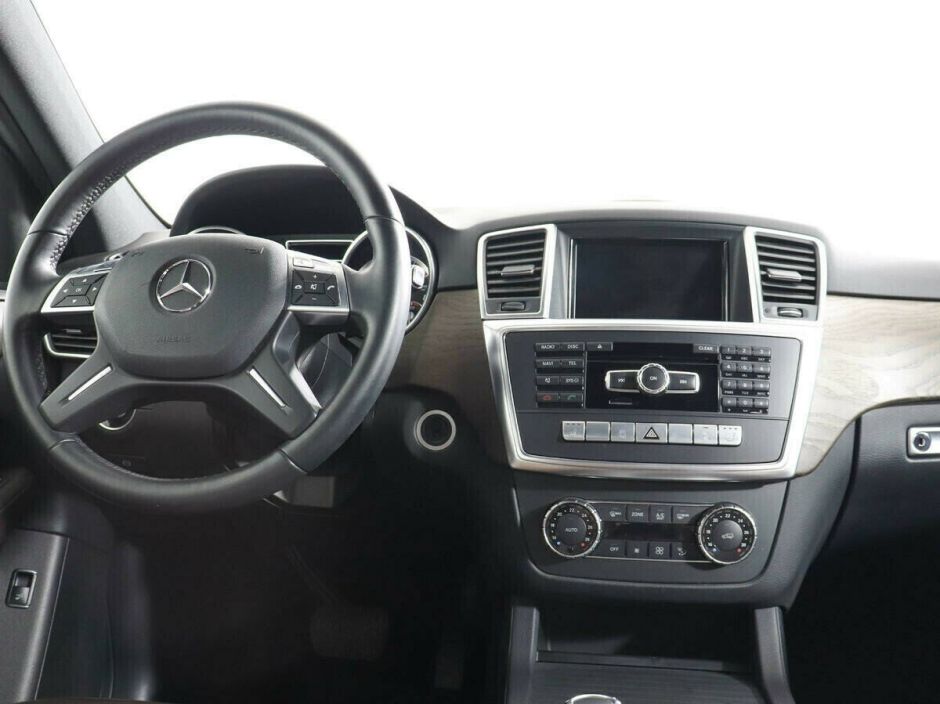 Mercedes-Benz M-Класс 3.5 АКПП, 2012, 133 000 км фото 7