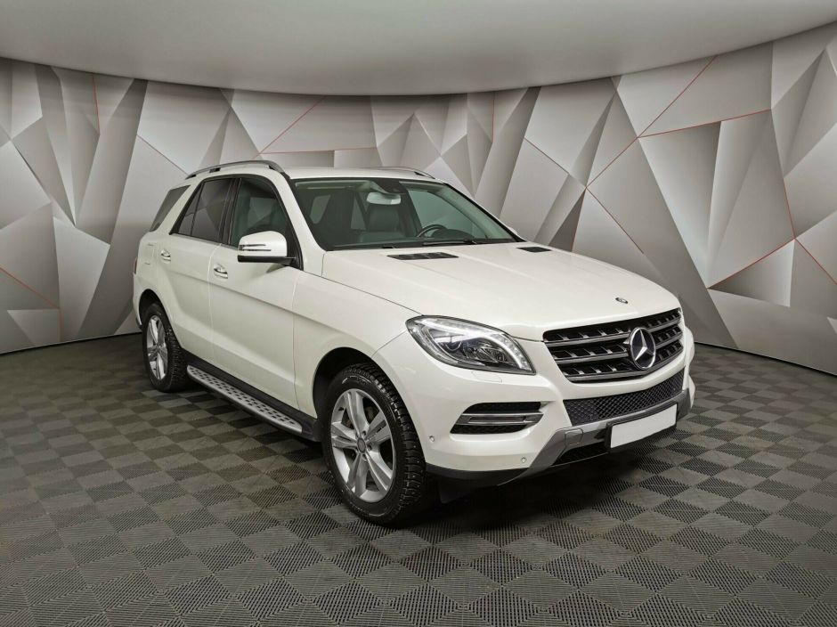Mercedes-Benz M-Класс 3.0 АКПП, 2013, 131 000 км фото 2