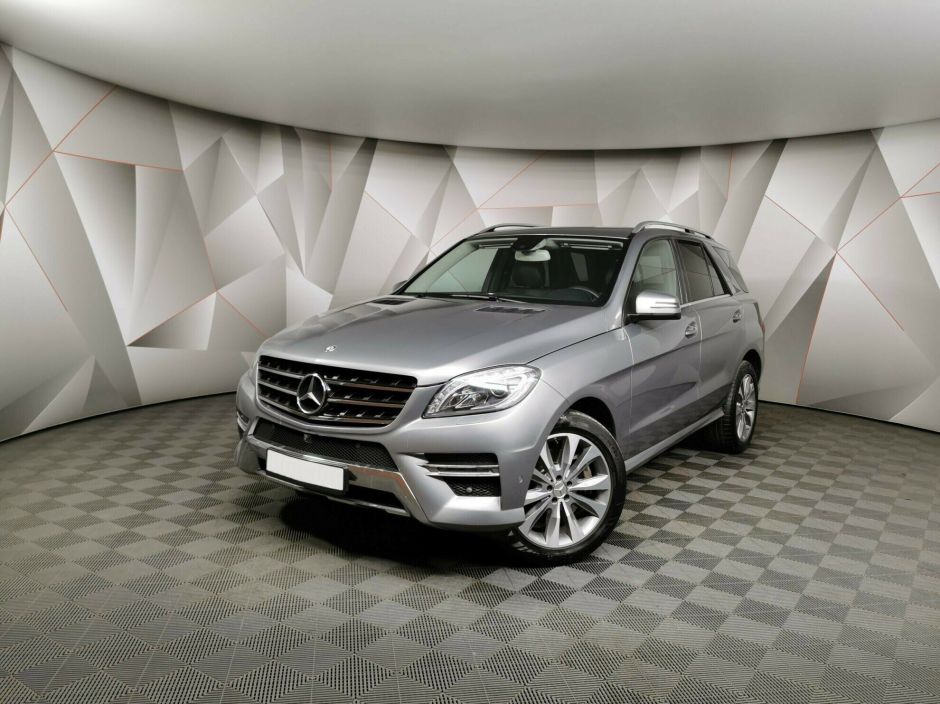 Mercedes-Benz M-Класс 3.5 АКПП, 2013, 133 000 км фото 1