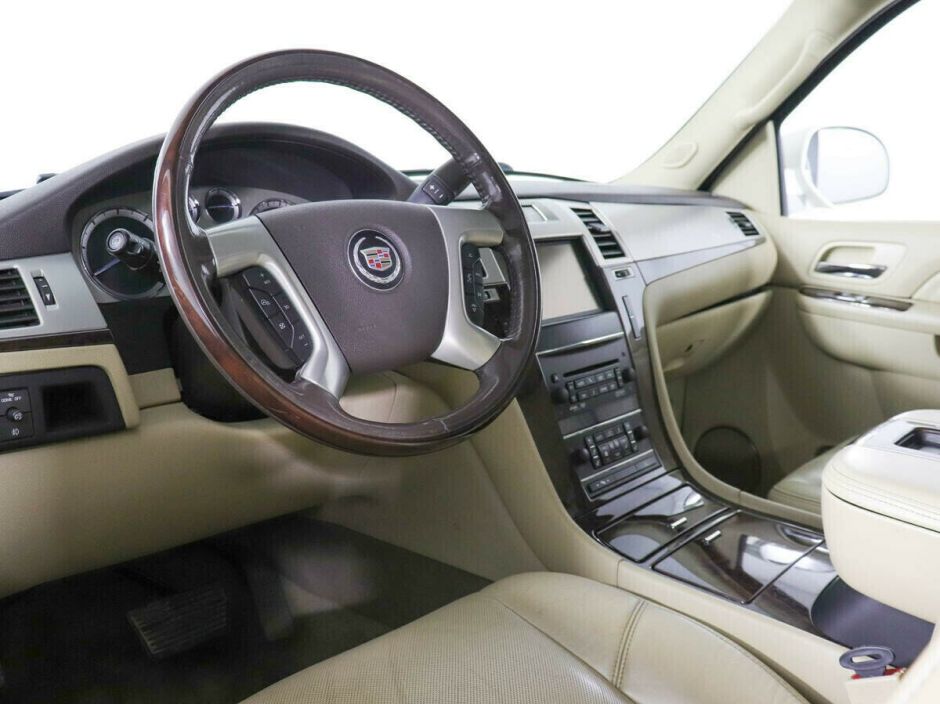 Cadillac Escalade 6.2 АКПП, 2012, 145 000 км фото 6