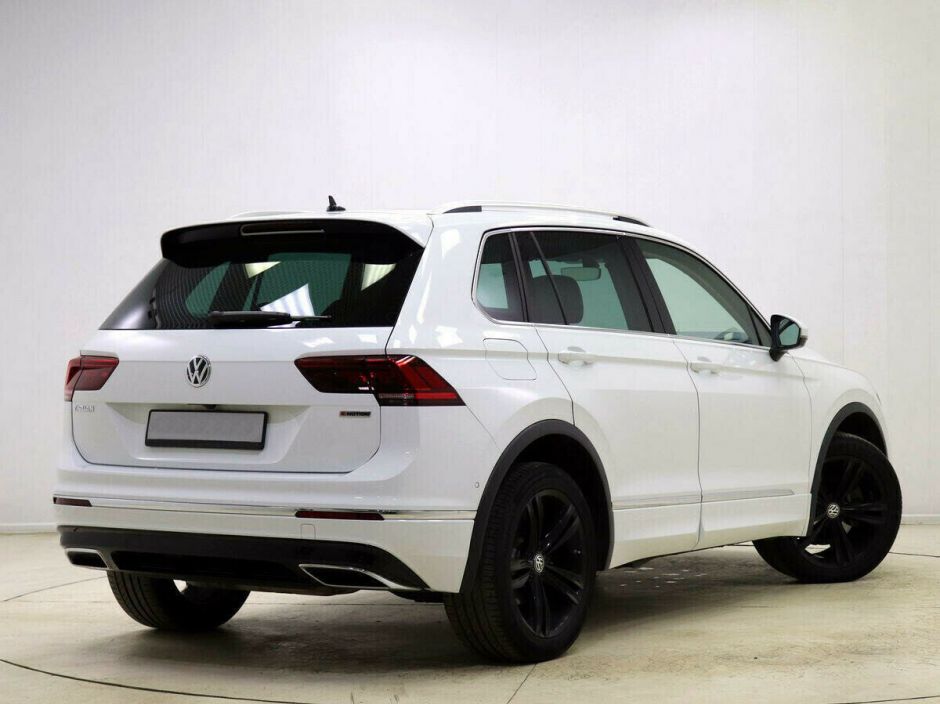 Volkswagen Tiguan 2.0 АКПП, 2018, 64 000 км фото 3