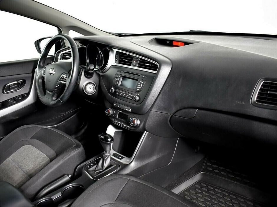 Kia Ceed 1.6 АКПП, 2018, 59 000 км фото 5