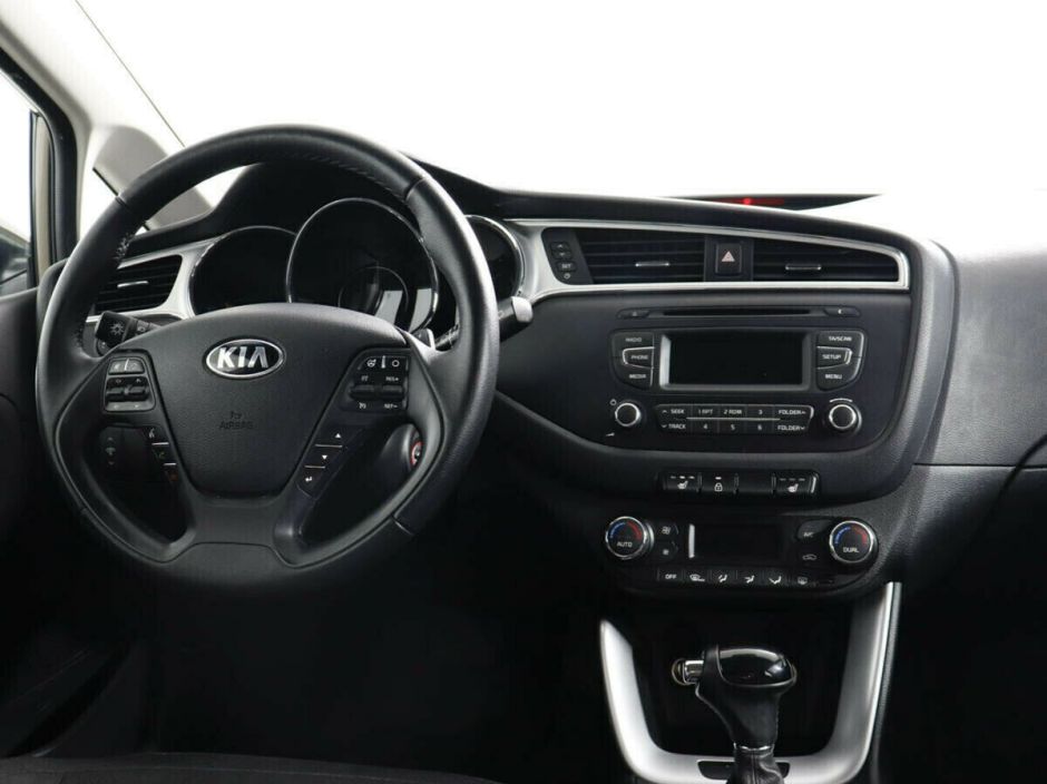 Kia Ceed 1.6 АКПП, 2016, 97 000 км фото 6