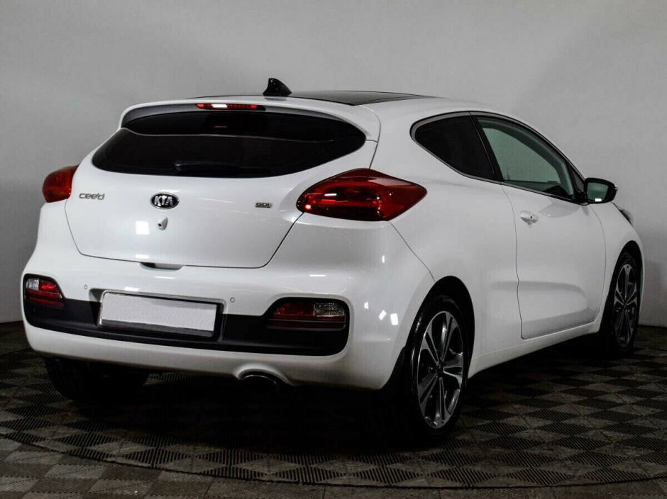Kia Ceed 1.6 АКПП, 2016, 94 000 км фото 3