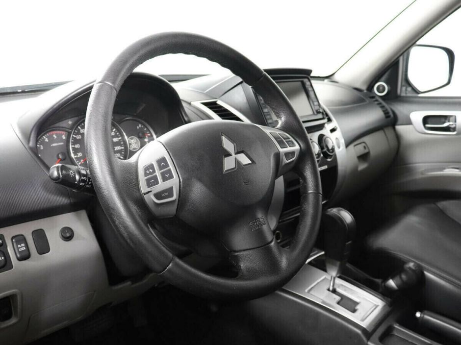 Mitsubishi Pajero Sport 2.5 АКПП, 2012, 132 000 км фото 7