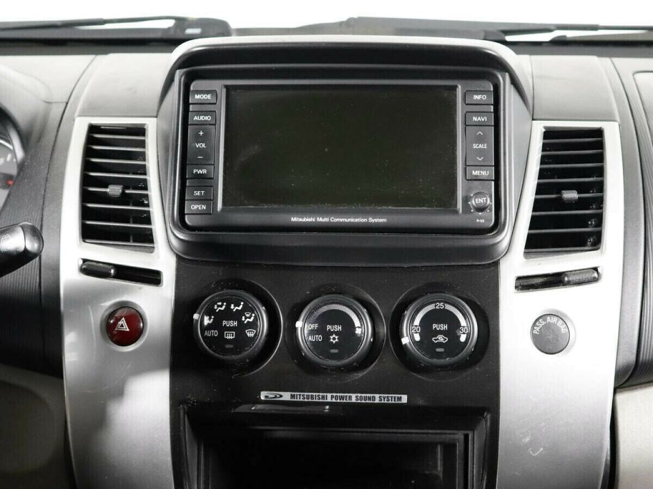 Mitsubishi Pajero Sport 2.5 АКПП, 2012, 132 000 км фото 8