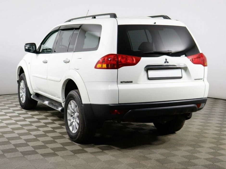 Mitsubishi Pajero Sport 3.0 АКПП, 2011, 155 000 км фото 3